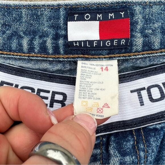 Vintage Y2K Tommy Hilfiger spell out waistband jeans relaxed fit Size 14 - Picture 3 of 3